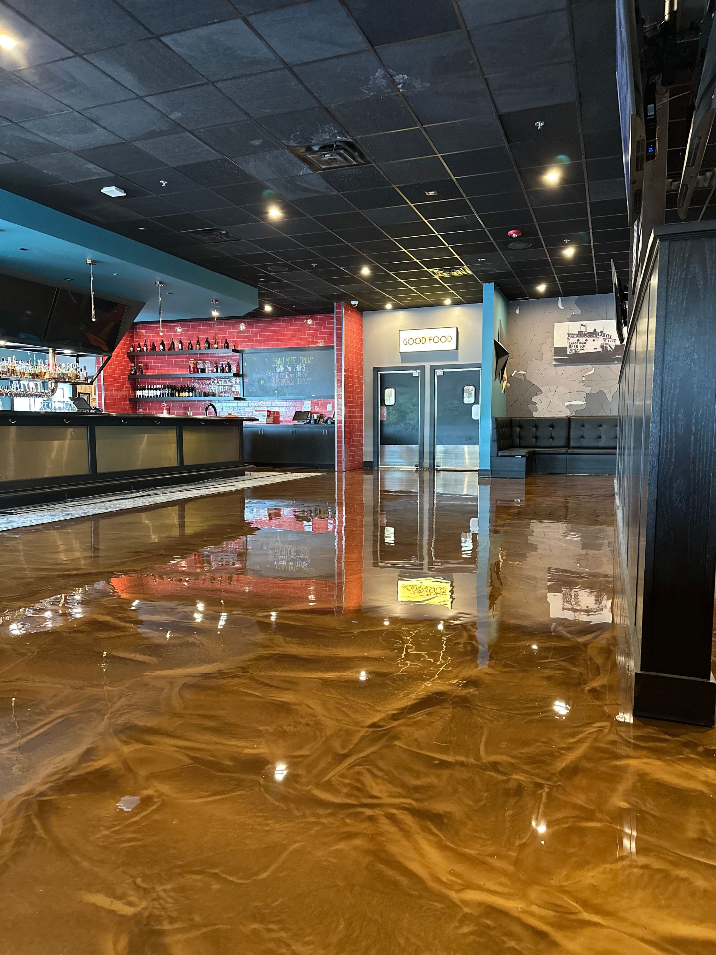 Bronze metallic epoxy floor in a storefront